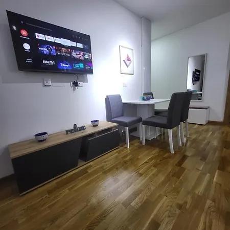 Forest & Apartment *