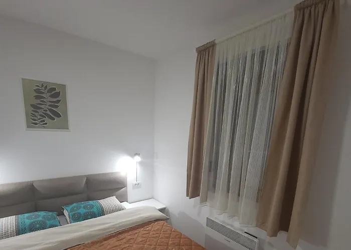 Forest & 아파트 *