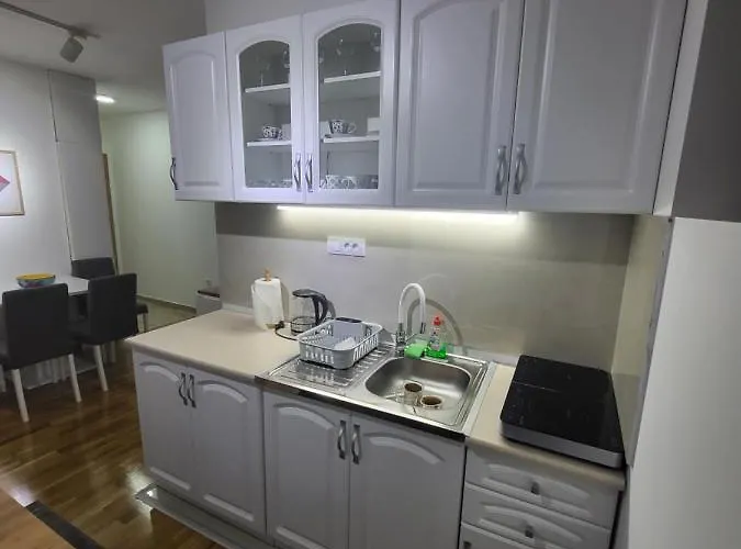 아파트 Forest & 즐라티보