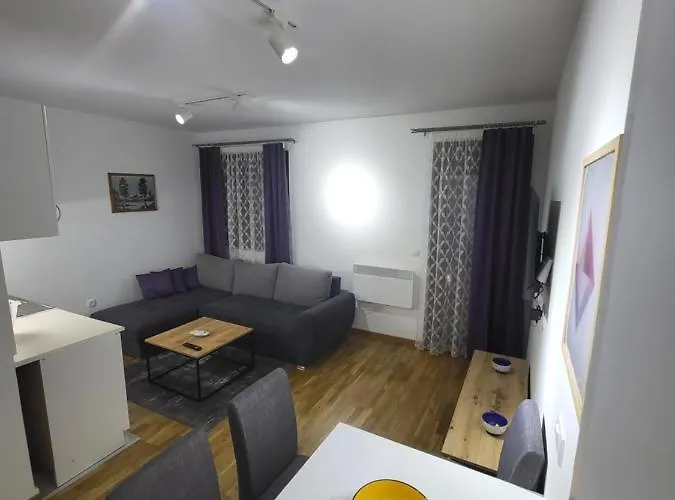 Forest & 아파트 즐라티보